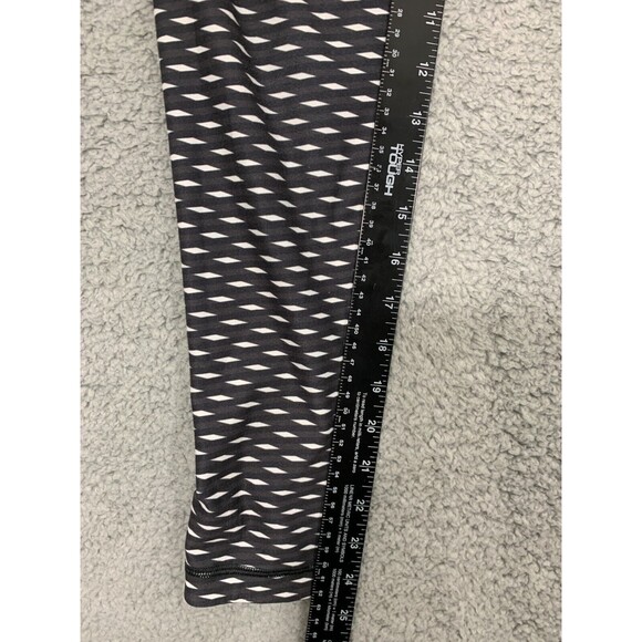 WITH Wear It To Heart Reversible Athletic Leggings Daisy Flowers Floral Black - Picture 8 of 10